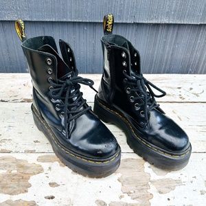 Dr. Martens Jadon Platform boots US L 6, US M 5, UK 4, EU 37